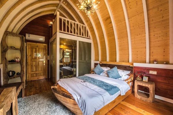 童话仙境空降山谷一栋一木屋七彩梦幻宁波班玛家民宿1晚套餐