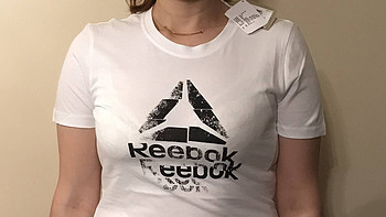 胖胖买衣服 篇十：Reebok GS Texture Logo Crew FLH10 DU4663女子T恤