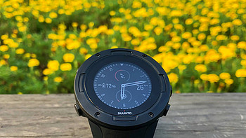 Suunto 5运动小钢炮 vs Apple Watch 2