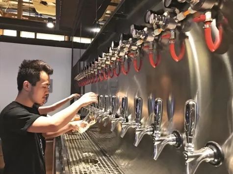 我们采访了中国最“牛”的啤酒，它竟出自一位芯片设计专家之手！（获奖名单已更新）