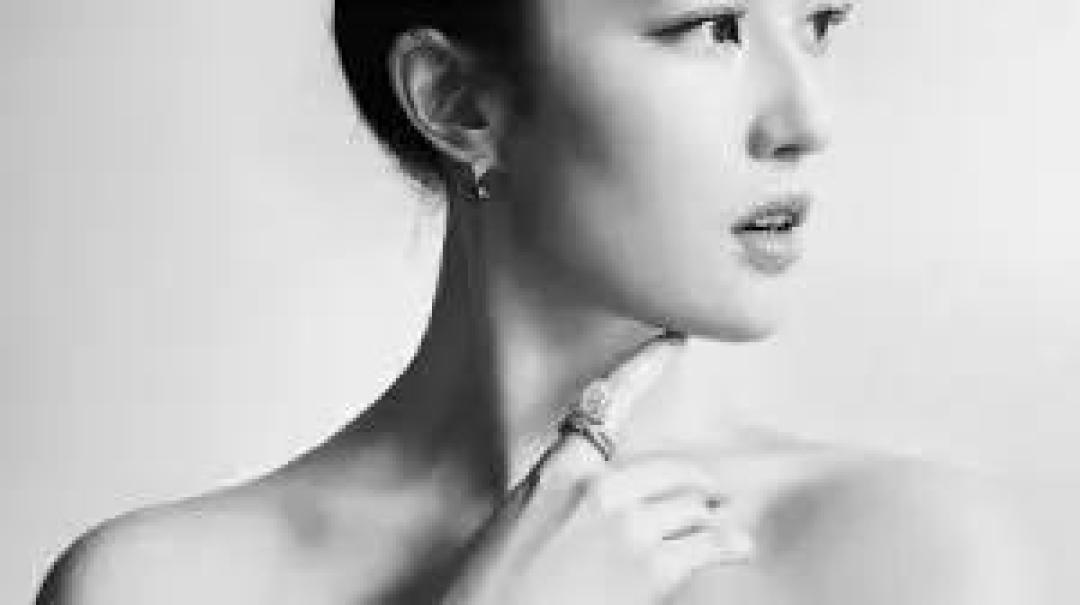 Chaumet和Emporio Armani为什么选择刘亦菲？