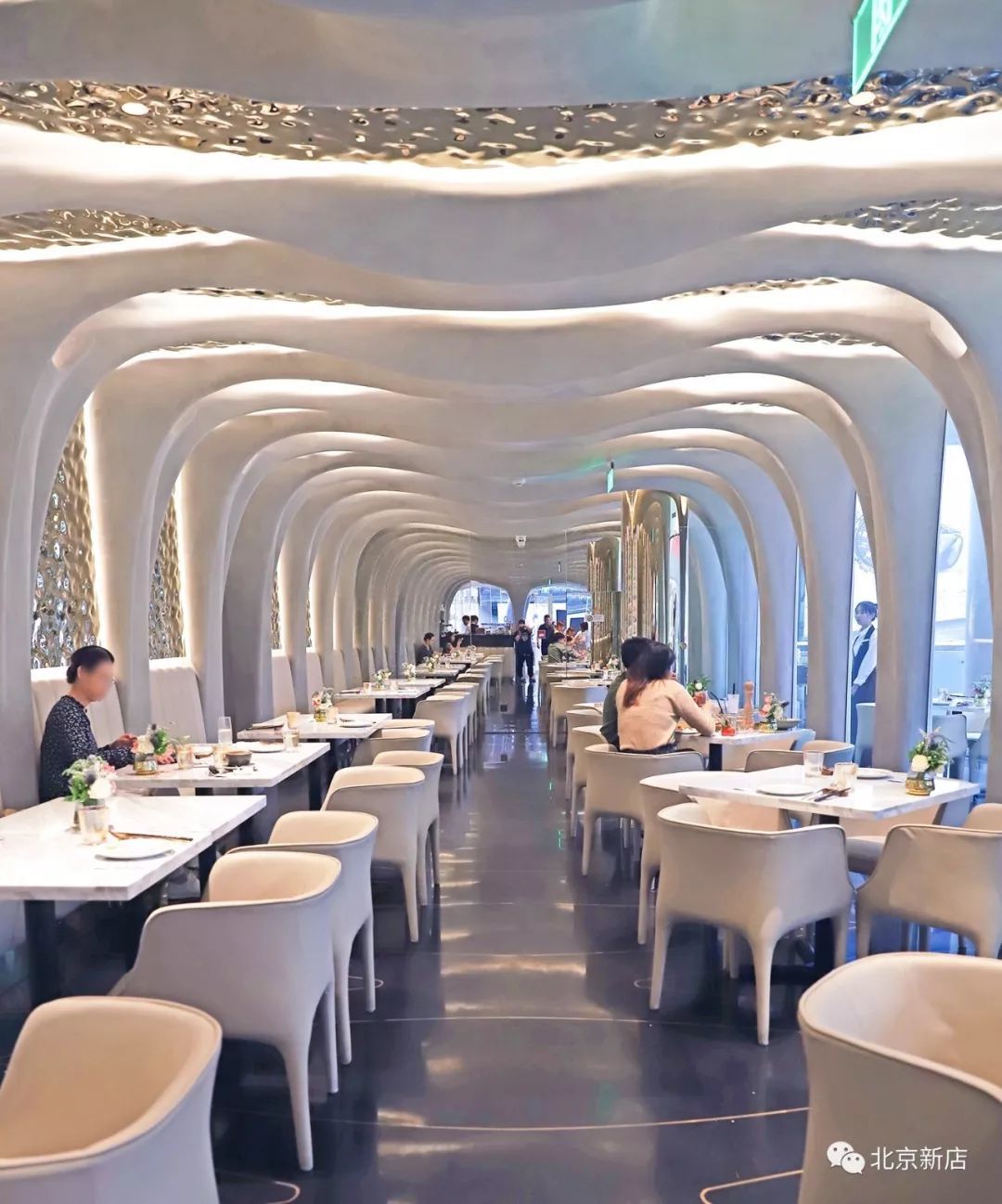 北京好店:芳草地的“海底”餐厅,真的有海的味道