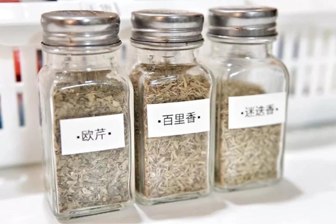 厨房还能这样设计？烹饪达人教你如何颜值与实用双赢