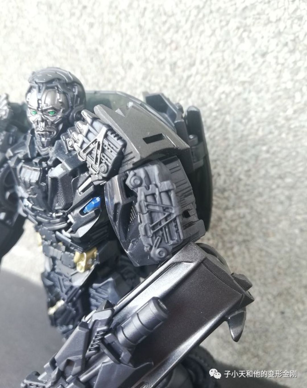 【评玩具】子小天:岑测评《变形金刚 SS11禁闭 这是目前最好的变4大BOSS!》