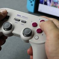 switch按键也能自定义的全能旗舰，体验八位堂SN30PRO+蓝牙手柄