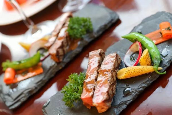 赏西湖夜景，享新西兰美食盛宴！杭州索菲特西湖大酒店自助晚餐