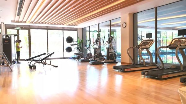 玩转小众湖州，出门即景！泰州华侨城温泉奥思廷酒店1晚套餐+温泉+高尔夫+花园+农场门票