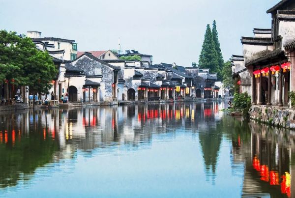 玩转小众湖州，出门即景！泰州华侨城温泉奥思廷酒店1晚套餐+温泉+高尔夫+花园+农场门票