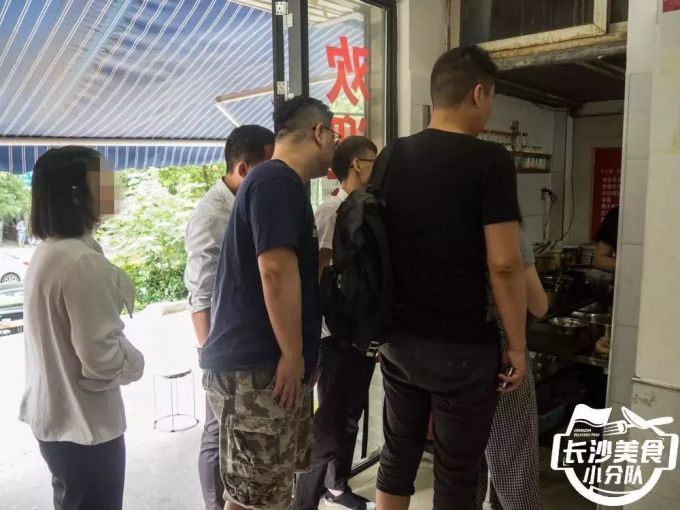 一个在四川生活了20年的湖南妹子是如何爱上“嗦粉”这件事的?