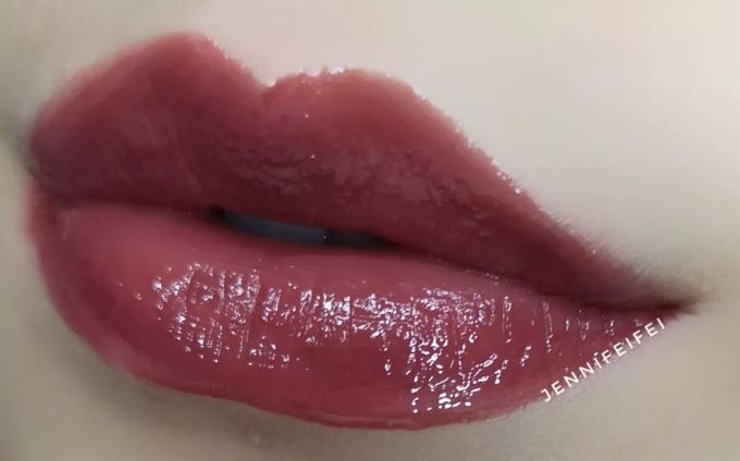 杰妮菲菲|YSL2019新品缎面水光唇釉VERNIS À LÈVRES WATER STAIN 试色推荐分享