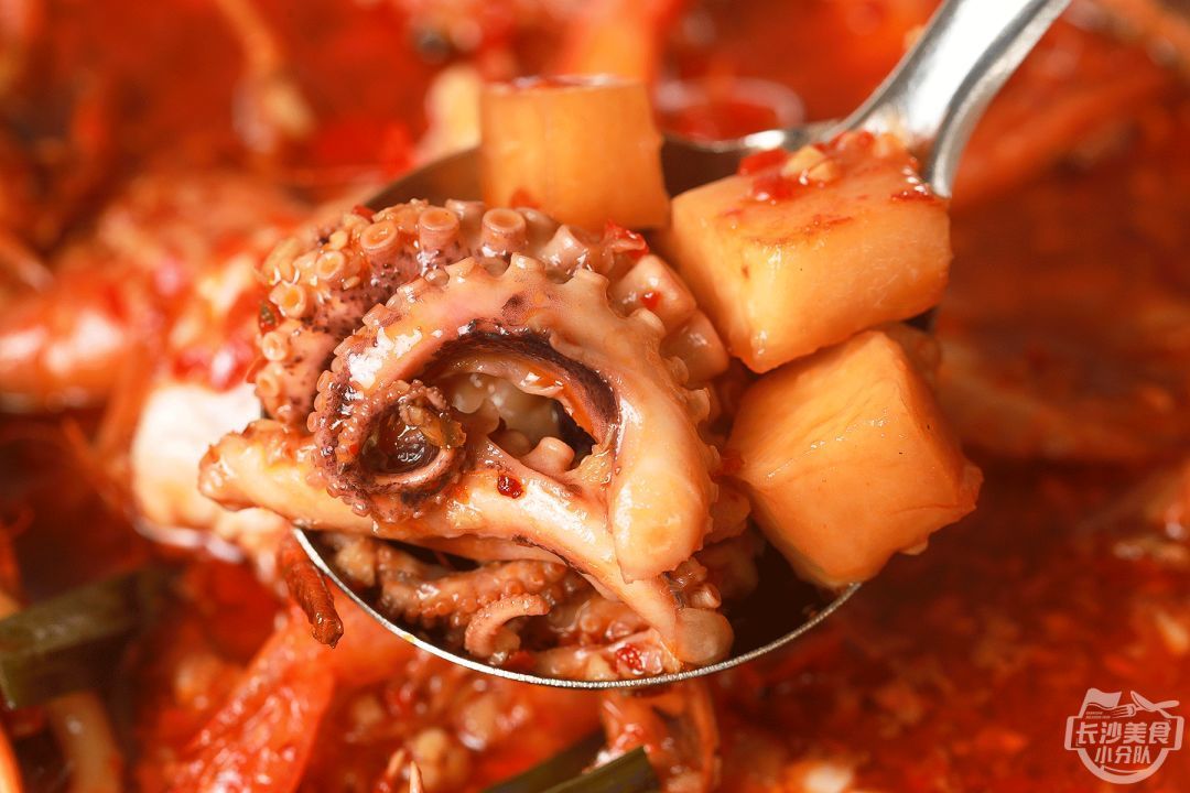 热!谁来拯救我的食欲不振?让人胃口全开的湘派海鲜我只认他