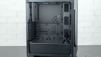美商海盗船iCUE 220T RGB Airflow机箱内部结构(内舱|硬盘位|电源位)