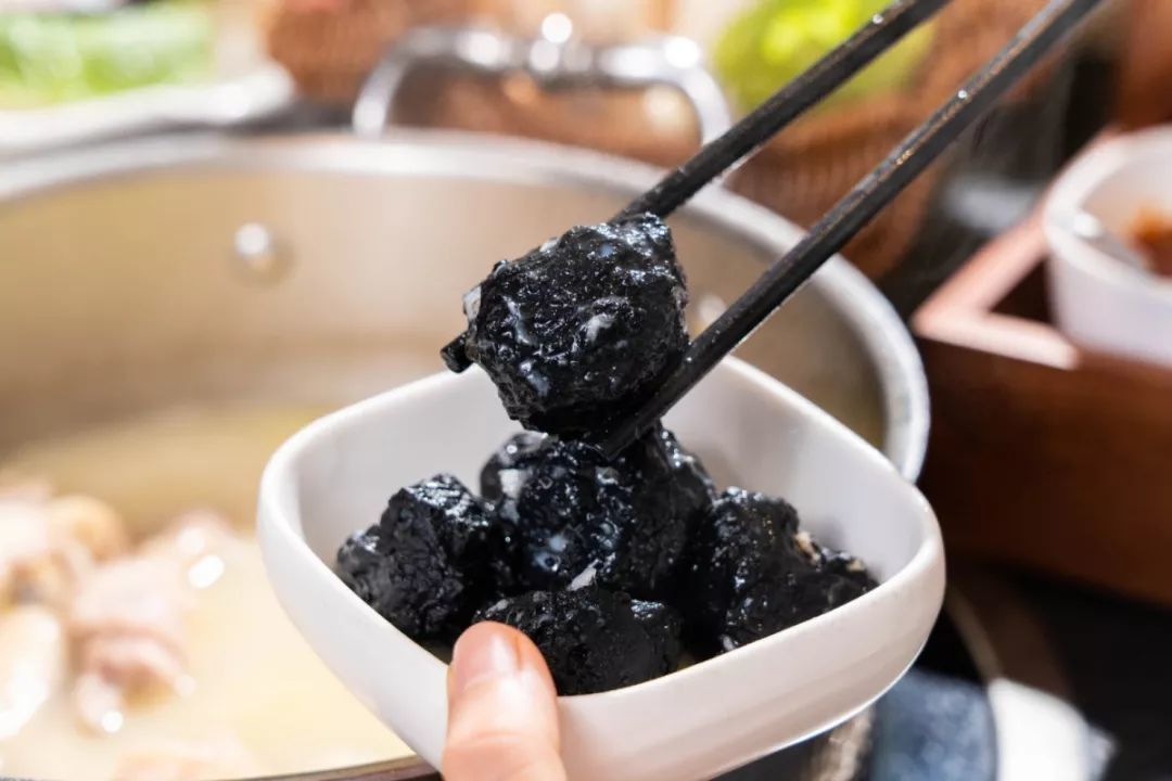榴莲遇上鸡是什么味道？我在CBD千方园林里体验了一把