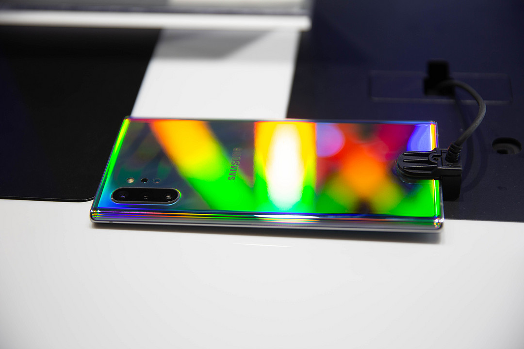 神仙配色“无”边框：三星 Galaxy Note10发布会真机体验