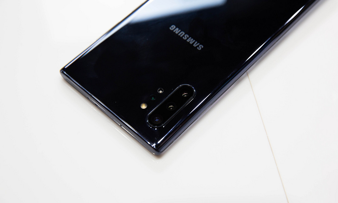 神仙配色“无”边框：三星 Galaxy Note10发布会真机体验