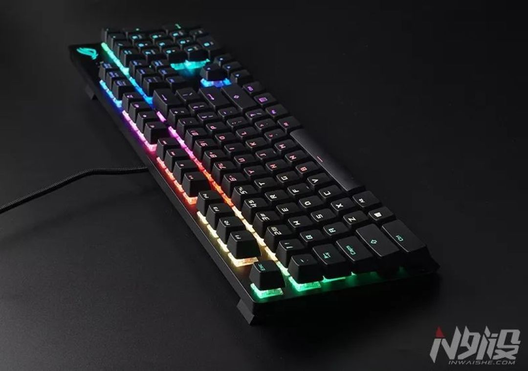 FPS玩家专属加长CTRL键：ROG Strix Scope评测