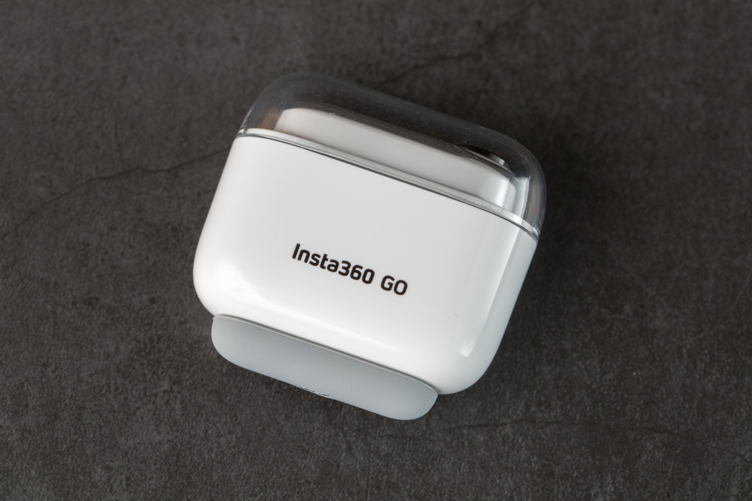 当相机小到手指大小时能干啥? Insta360 GO拇指防抖相机开箱