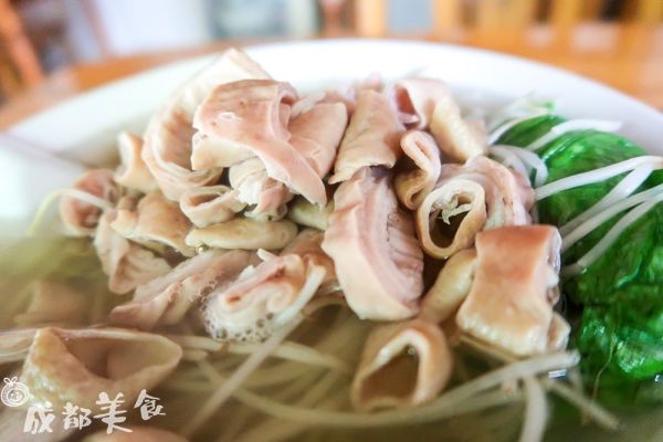 连九江都没去过,还敢称自己喜欢吃肥肠?