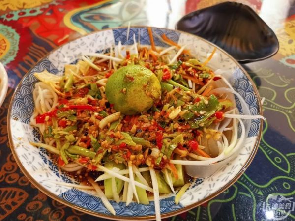 从西双版纳火到长沙 的“老挝冰咖啡”,值不值得你去打卡?