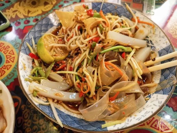 从西双版纳火到长沙 的“老挝冰咖啡”,值不值得你去打卡?