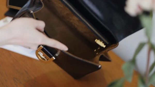 测评10个女生都喜欢的奢侈品包包,真的值得入手吗?