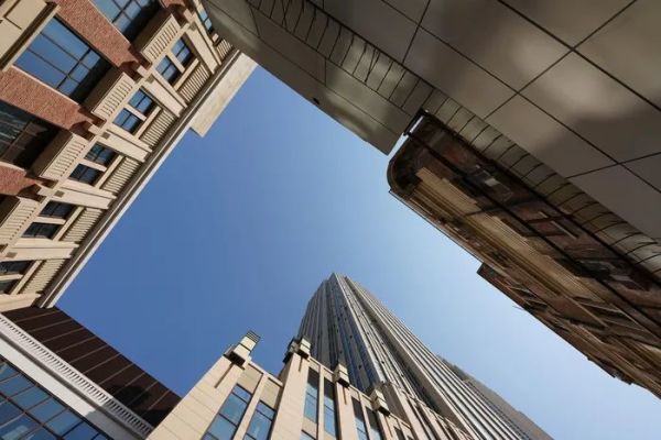 适马14-24mm F2.8微单镜头仅重795g,价格还如此良心!