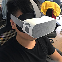 小米头戴影院 像VR的电视