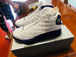 Air jordan 13湖人