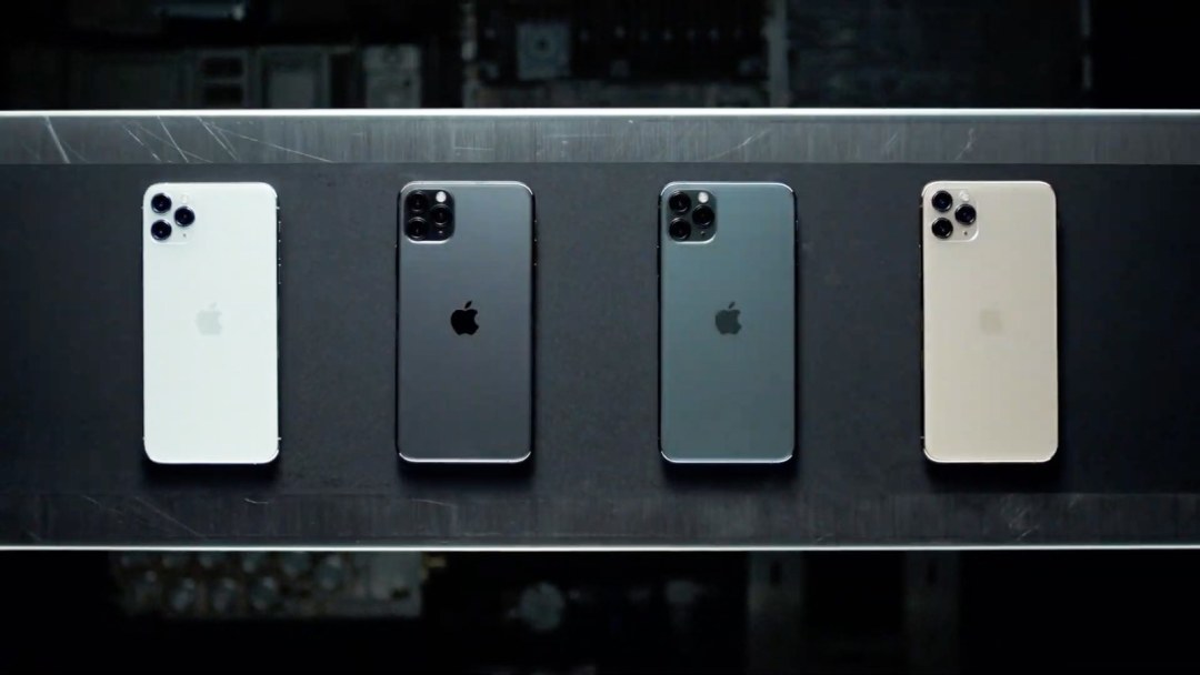 iPhone 11到底值不值得买?张大妈全新视频栏目《十楼编辑部》毒舌小编告诉你