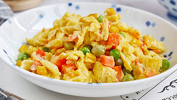 尖尖的家常菜 篇三十一：鸡蛋这样炒，营养倍增并且简单快手，老人孩子都能吃，一日三餐也都合适 