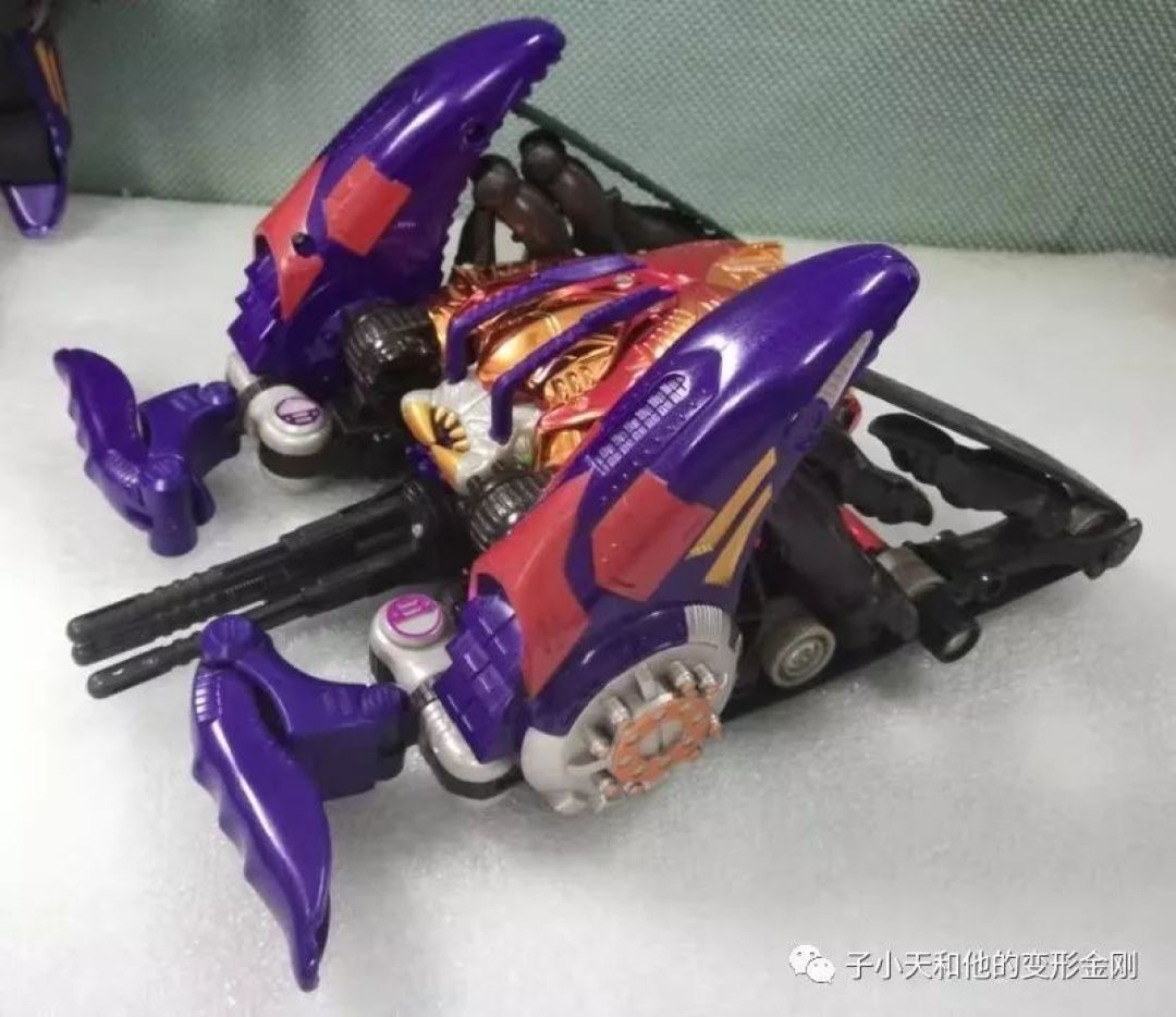 【评玩具】子小天：粑粑总测评《变形金刚 BW 原生体X狂飙，中秋节来两只大闸蟹？》