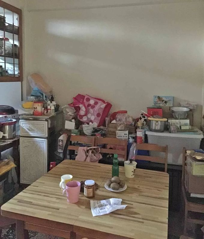 她只用宜家爆改8㎡餐厅,容下全家九口人!伸缩餐桌、大餐柜,收纳多5倍