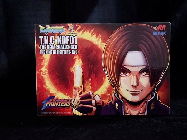 98拳皇草薙京手办，回忆起童年了吗？