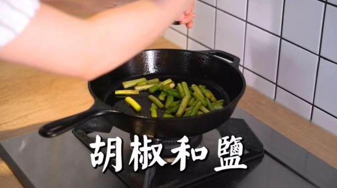 在家做贵饭:1000元的米其林M9和牛牛排,在家只要半价,做法比普通牛排还简单