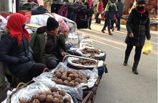 东北冻梨是南方人永远无法理解的暗黑美食