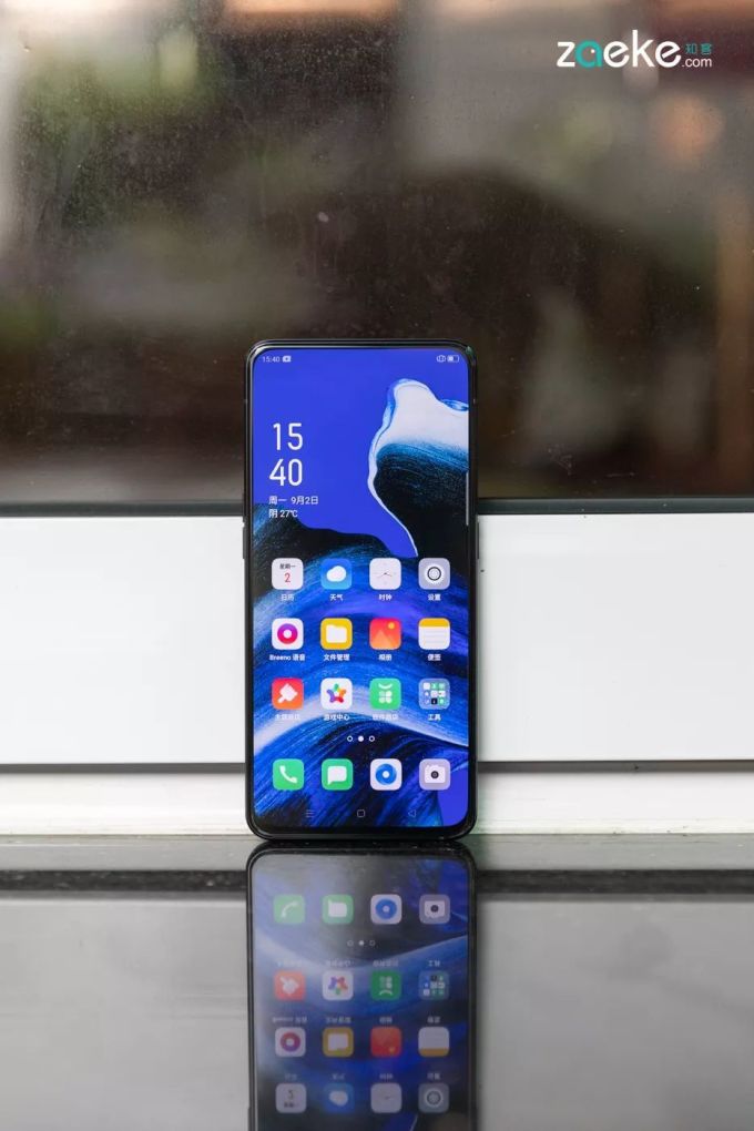 魅力“四摄”的OPPO Reno2,是时尚与体验的激烈碰撞