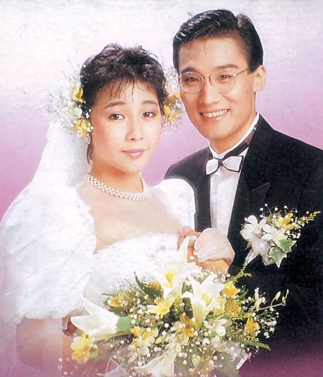 他是香港男演员中的一座高山,演技*级,却把自己活成了一普通人