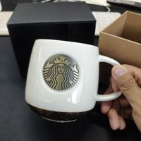 星巴克咖啡杯
