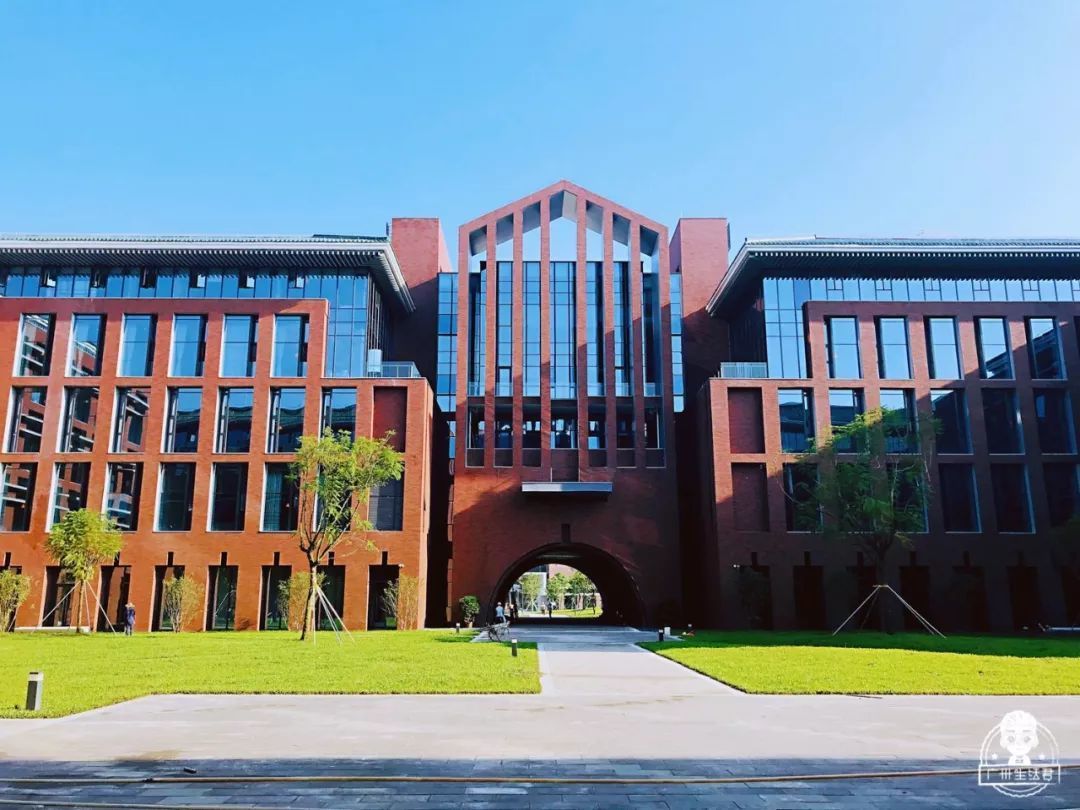 超美教学楼、偶像剧式宿舍…华工新校区神仙级配置曝光,看完酸了!