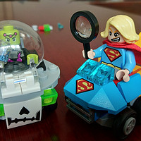 女超人与布莱尼亚克 小短腿与超迷你战车 乐高76094