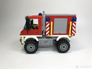 乐高城市组60111重型消防车