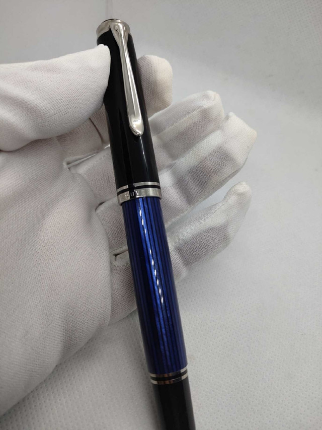 百利金m805蓝条,魅惑的蓝色