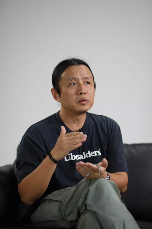 这北京人凭什么在东京做街牌、赚外国人钱?| 梅咏专访