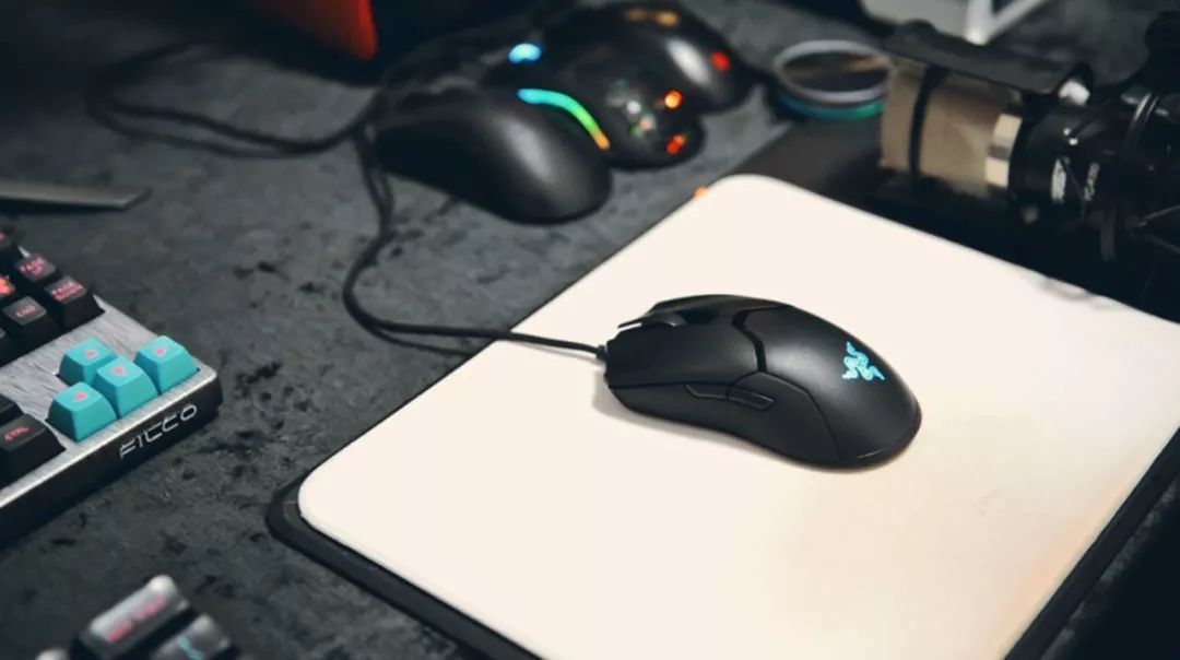 解毒 | 最便宜的轻量化鼠标？Razer Viper毒蝰