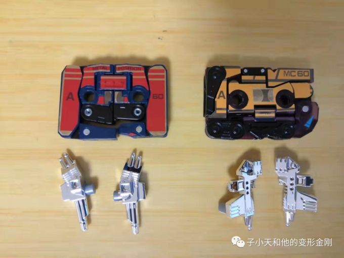 【评玩具】子小天:Movie杨测评《SDCC展会限定SS20甲壳虫大黄蜂&恐龙磁带套装 电影与动画的巧妙结合》