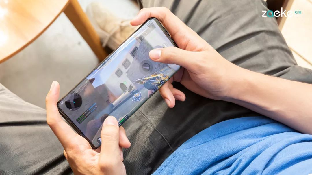 依然很酷的vivo NEX3，是面向5G时代的“排头兵”