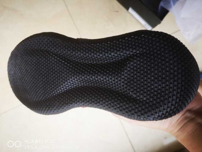 篮球鞋