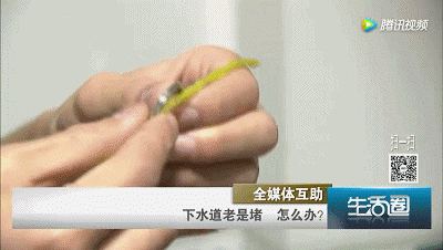 满屋子头发难清理,聪明的女人这样做,家里一根发丝都没有!