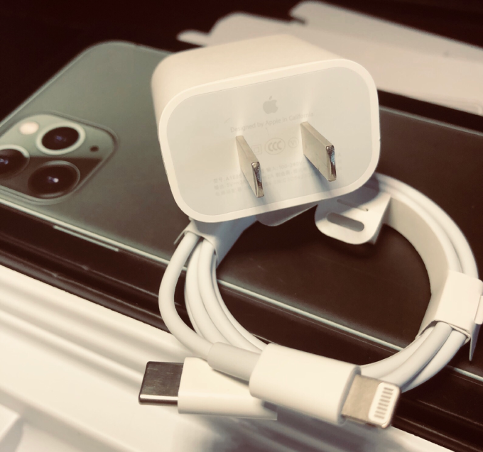 苹果3c配件苹果18w充电器pd快充