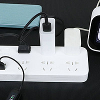 紫米六位插线板，18W的USB口快充，充电不再等待
